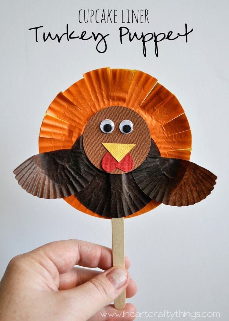 CupcakeLinerTurkeyPuppet