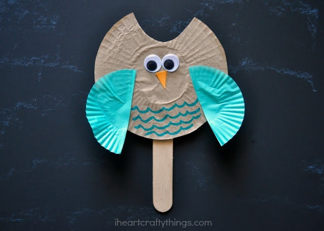 cupcake liner owl puppet craft 4