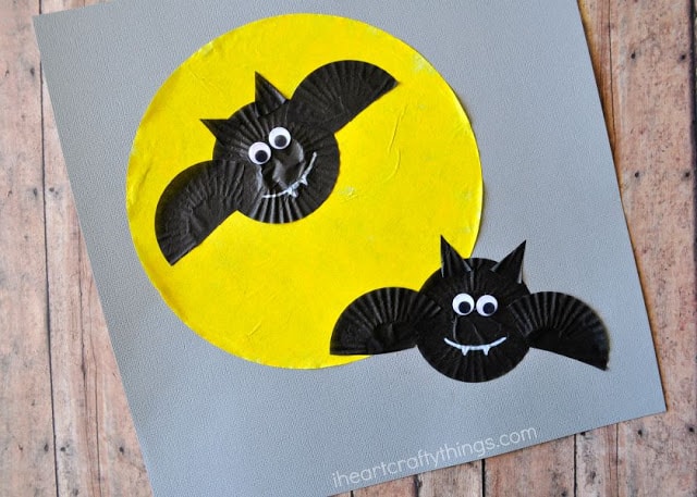 cupcake liner bat craft 3