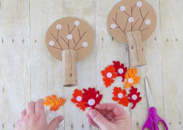fall sensory bin 7
