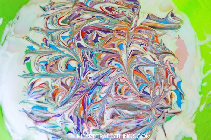 Create your own Mister Seahorse Craft using this creative shaving cream marbled painting technique. This ocean themed art project is the perfect companion to Eric Carle’s book!
