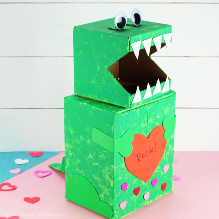 Side angle view of dinosaur Valentine's box.