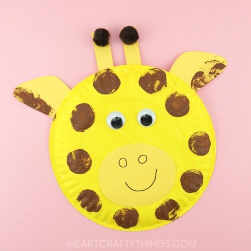 Paper Plate Giraffe - I Heart Crafty Things