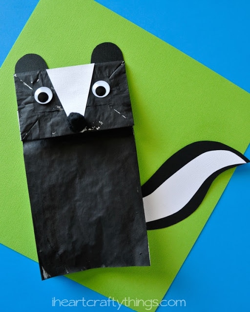 paper bag skunk kids craft 4