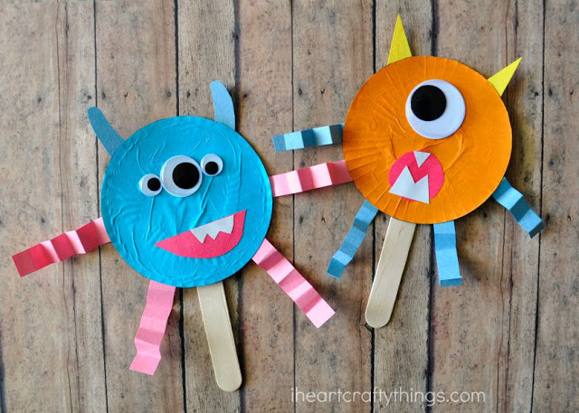 cupcake liner monster puppets 4