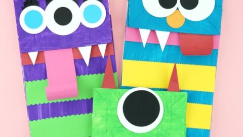 Kids will love using their creativity to create these paper bag monster puppets. Fun Halloween craft for kids and monster kids craft.