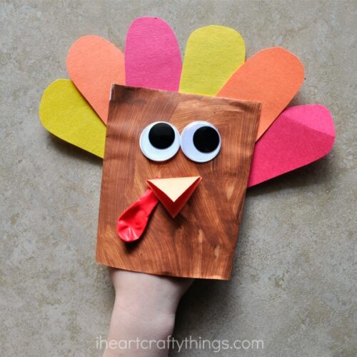 Gobbly Fun Turkey Finger Puppets - I Heart Crafty Things