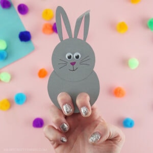 Incredibly Cute Bunny Finger Puppets - I Heart Crafty Things