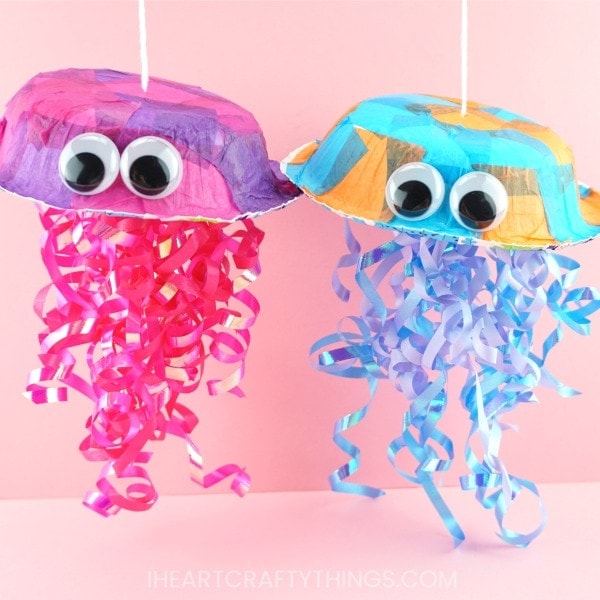 This colorful jellyfish craft for kids is a great for a summer kids craft or an ocean kids craft. It's so simple to make and requires no messy painting.