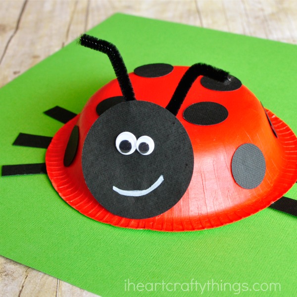Paper bowl ladybug craft for kids, perfect for a spring kids craft or when learning about insects.