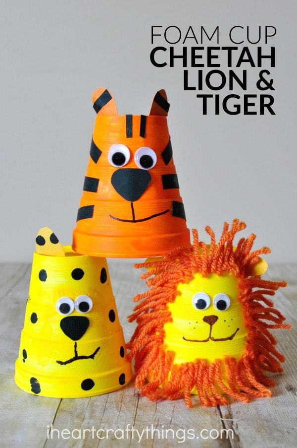 This adorable foam cup tiger craft is simple to make and kids will love playing with it afterwards. Also see how to make a foam cup cheetah and foam cup lion within the post. Great animal craft for kids, zoo craft, preschool crafts and summer kids craft.