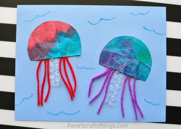 newspaper-jellyfish-craft-2