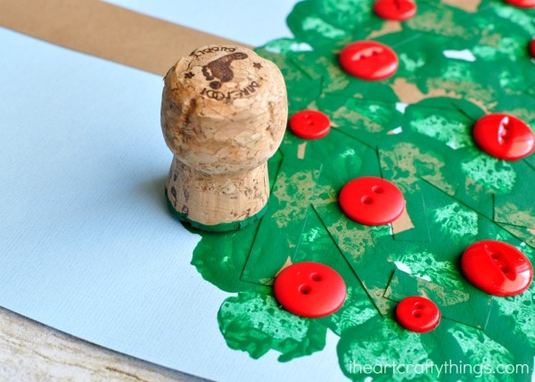 wine-cork-apple-tree-craft-3