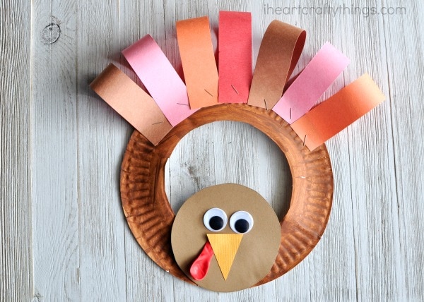 paper-plate-turkey-wreath-3