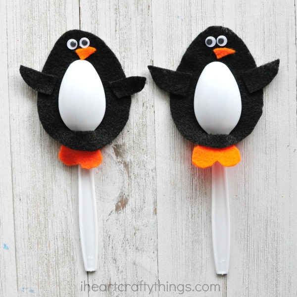 plastic spoon penguin craft 2