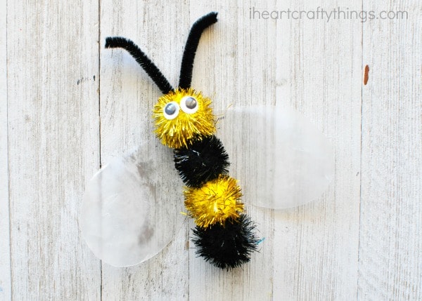 Fuzzy bumble bee craft