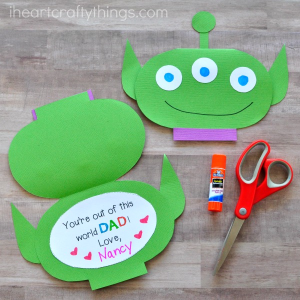 alien kids fathers day card 2