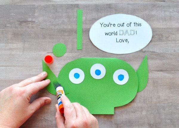 alien kids fathers day card 7