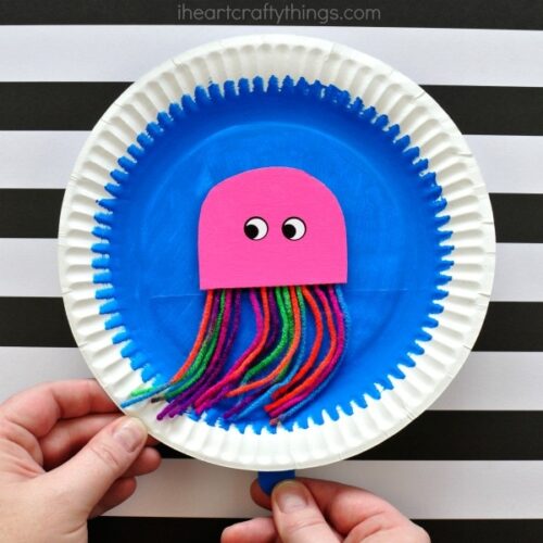 Paper Plate Swimming Jellyfish Craft I Heart Crafty Things