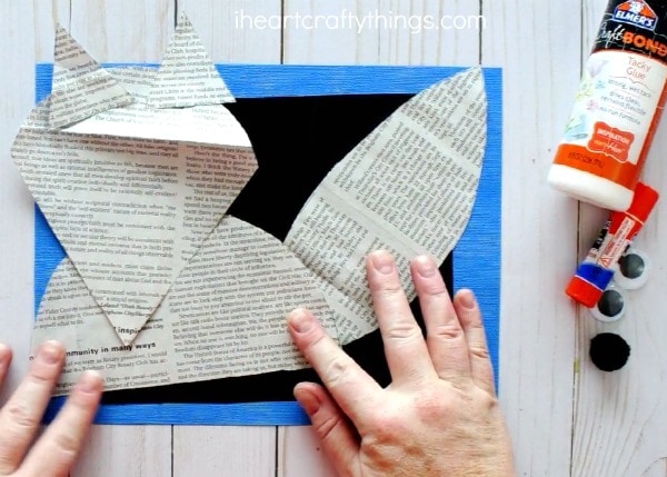 newspaper raccoon craft 4