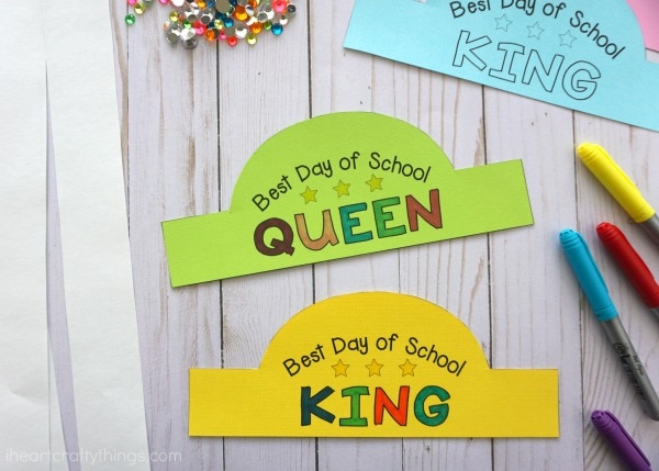 Use these printable back-to-school crowns and Best Day List to have a great first day of school. Fun back-to-school activities for kids.