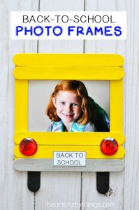 DIY Back-to-School Photo Frame - I Heart Crafty Things