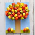 Make this beautiful fall tree paper craft to celebrate the fall season. Fun paper crafts for kids, fall crafts for kids, paper craft, kids paper crafts.