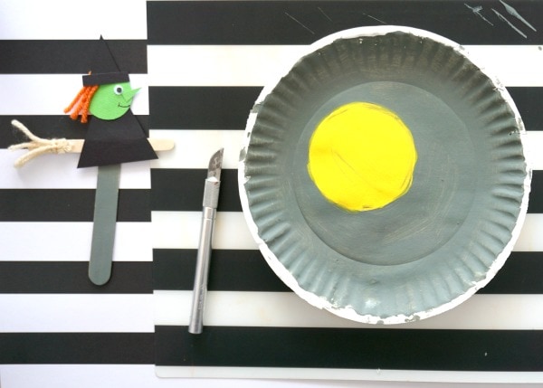 5 paper plate halloween craft