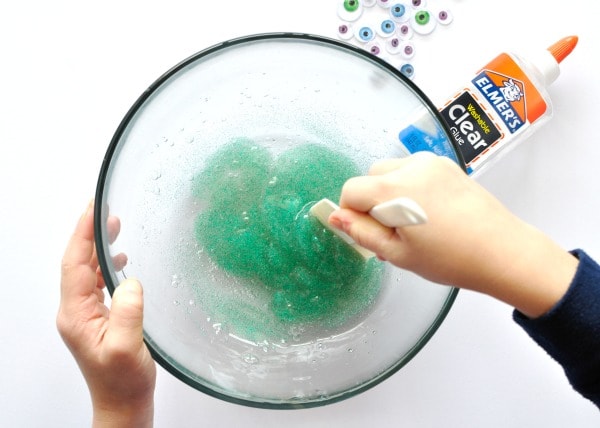 witches brew halloween slime 11