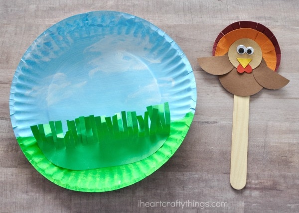 hiding turkey paper plate puppet 5