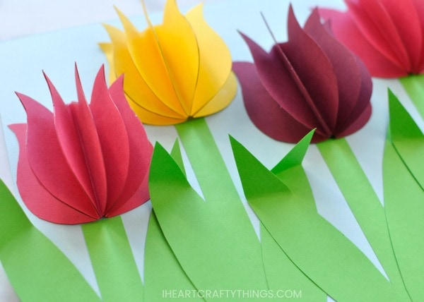 Gorgeous 3D Paper Tulip Flower Craft I Heart Crafty Things
