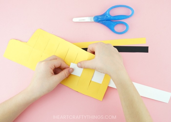 paper weaving school bus craft 9