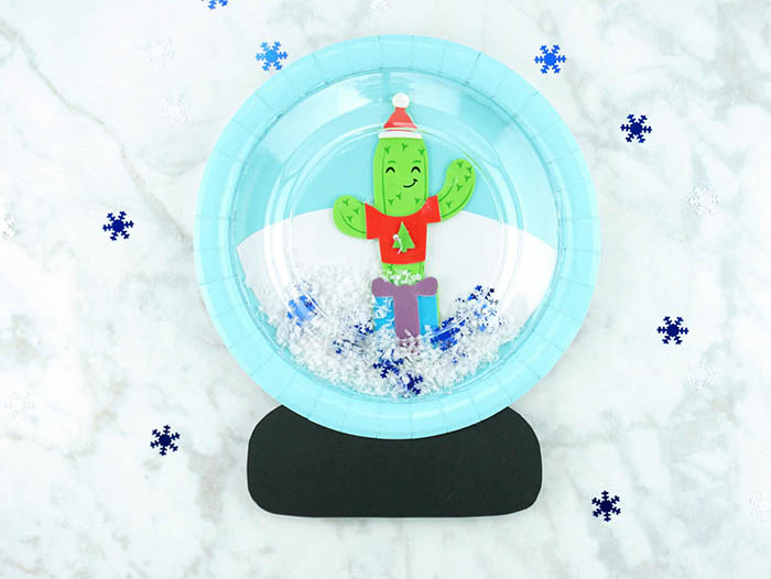 paper plate snow globe craft 2