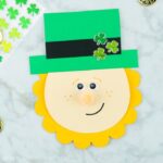 Simple and easy Free Printable St. Patrick's Day Card for kids of all ages. Fun Leprechaun craft for preschoolers and kids to create for St Paddy's Day.