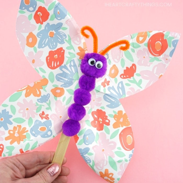 This simple paper plate butterfly craft is a super easy spring craft for kids to make. Fun butterfly craft idea for preschool and kids of all ages.