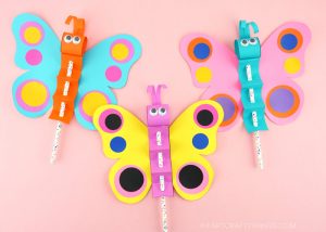 How To Make A Colorful Paper Butterfly Puppet Craft - I Heart Crafty Things