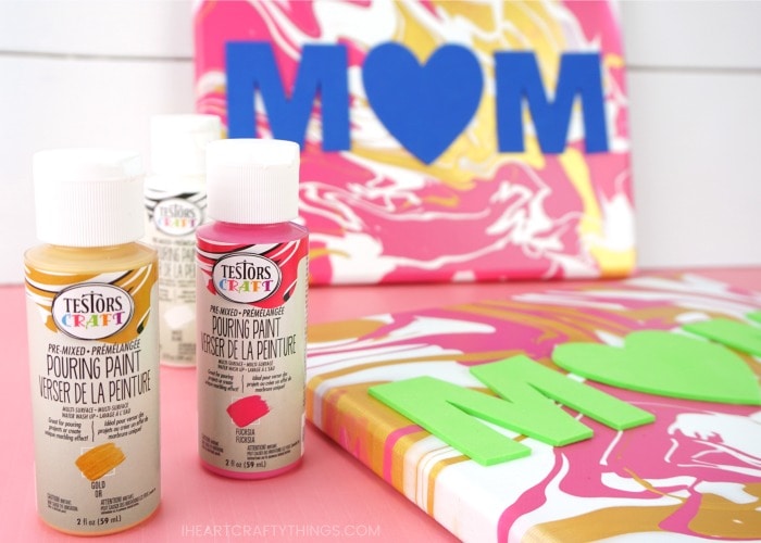 Poured Paint Art Tutorial - and a Mom Play Date * Moms and Crafters