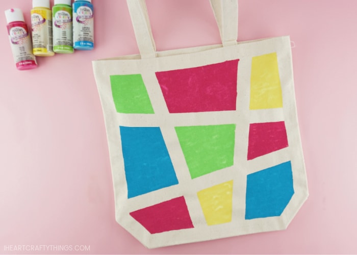 Painting on canvas discount bags with acrylics