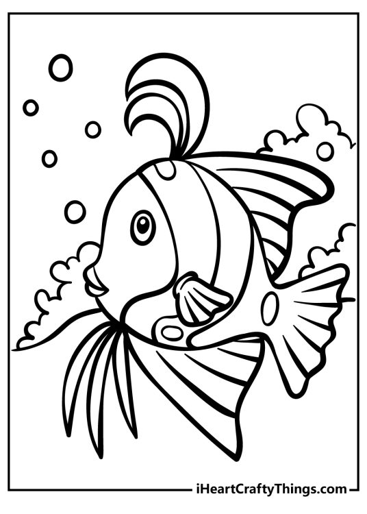 Fsh with many fins and patterns on the body surrounded with water plants printable page to color