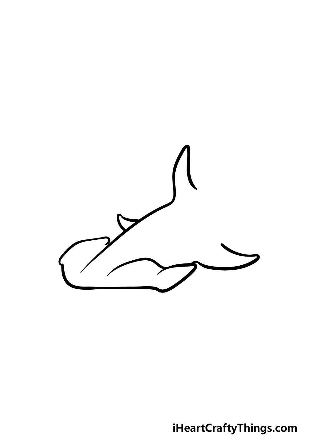drawing hummerhead shark step 2